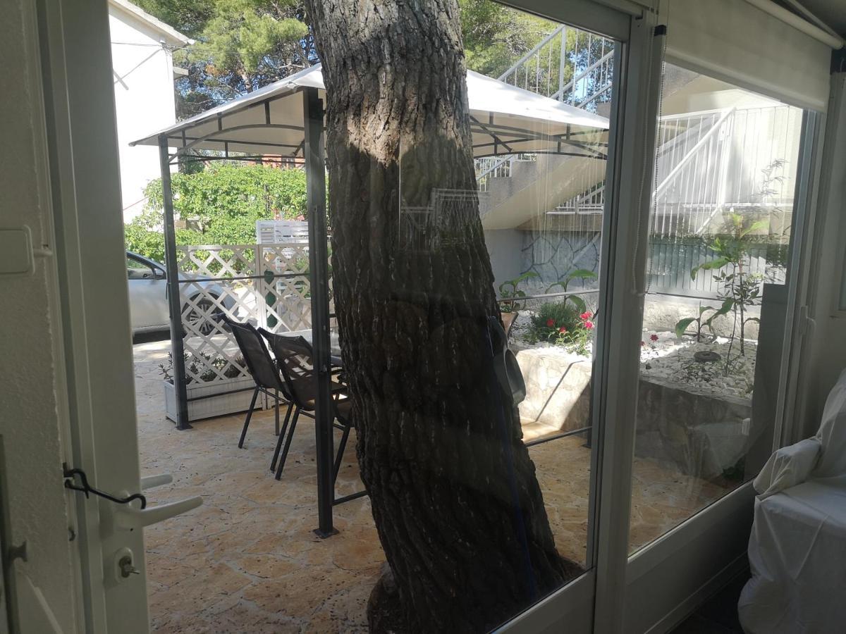 Mala Kuca Ispod Borova Primošten Exterior foto