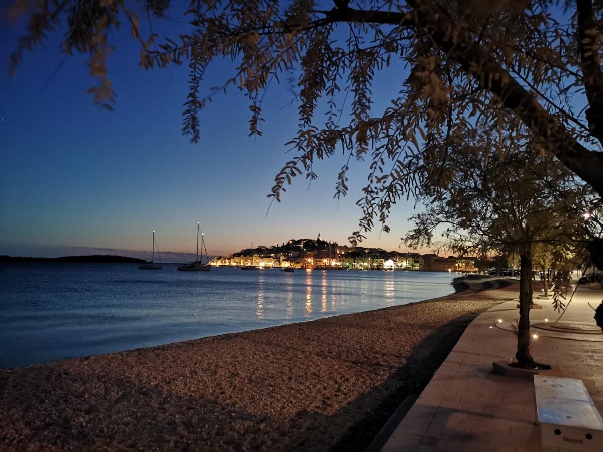 Mala Kuca Ispod Borova Primošten Exterior foto